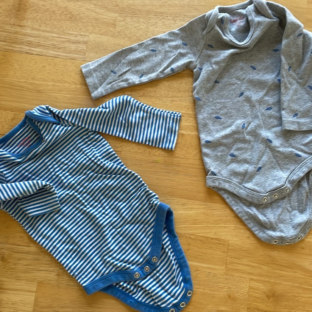 Baby Boden long-sleeved bodysuits in size 6-12 months. EUC.